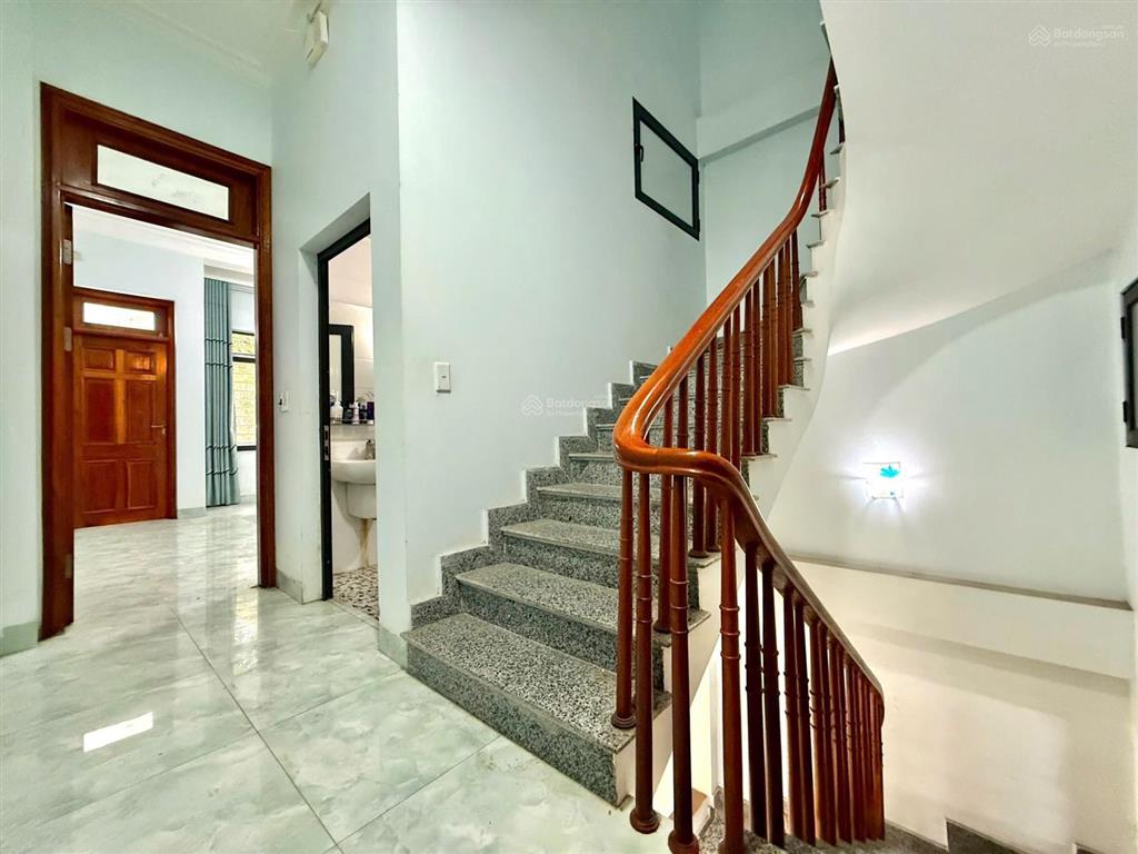 Chính chủ bán nhà phân lô ô tô tránh  vỉa hè  kđt yên nghĩa, hà đông  50m2 x 4 tầng,hàng hiếm