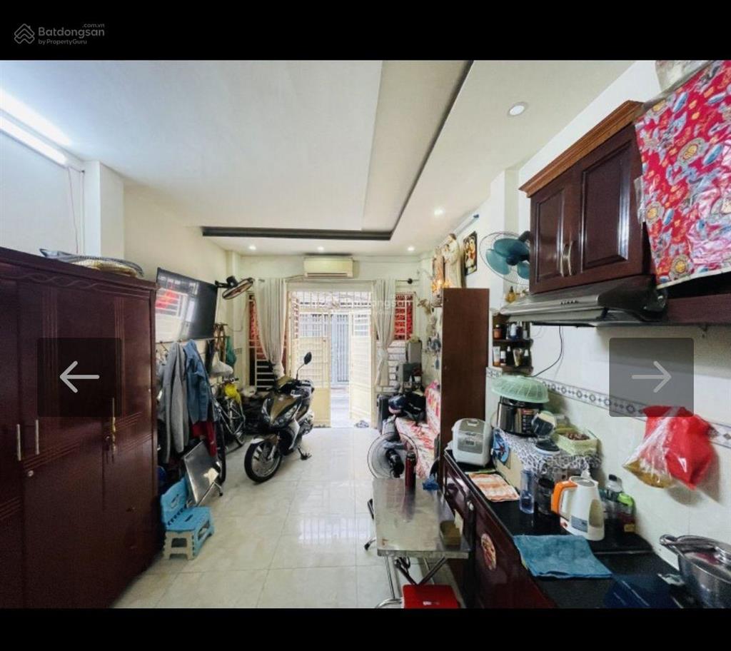 Nhà hưng hóa hẻm xe tải thông  trung tâm  3 tầng đúc. chi 5ty6 tl