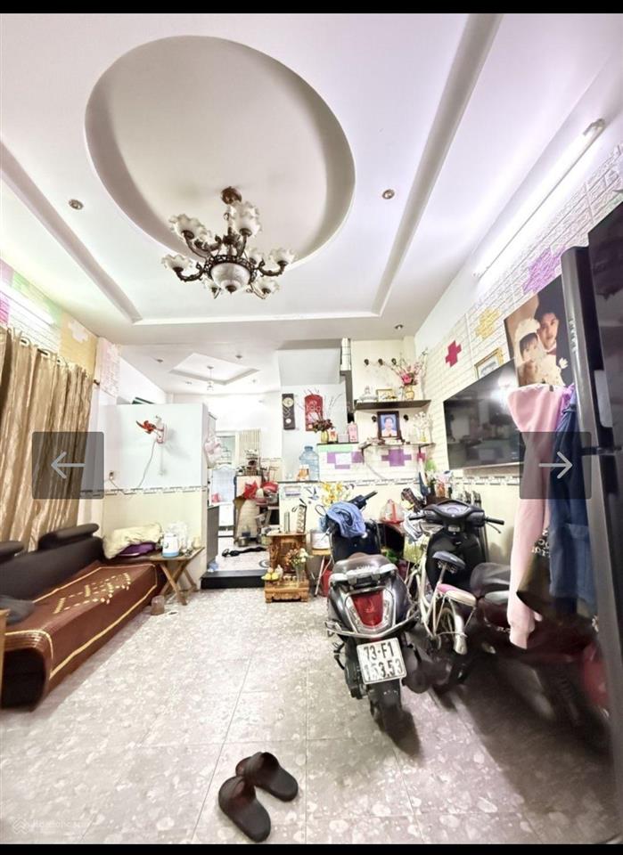 Nhà trần văn quang trung tâm tân bình  giáp quận 10  hẻm xe tải nhỏ  nhà 3 tầng btct. dt 4 x