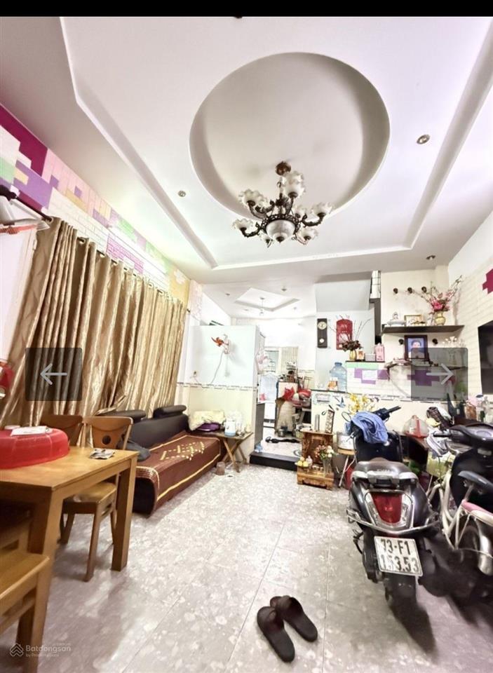 Nhà trần văn quang trung tâm tân bình  giáp quận 10  hẻm xe tải nhỏ  nhà 3 tầng btct. dt 4 x