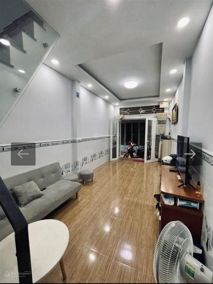 Sát xe hơi llq tân bình  3 tầng btct 3 x 10  dtsd 90m2 3pn 3wc  không lộ giới quy hoạch  tặng n