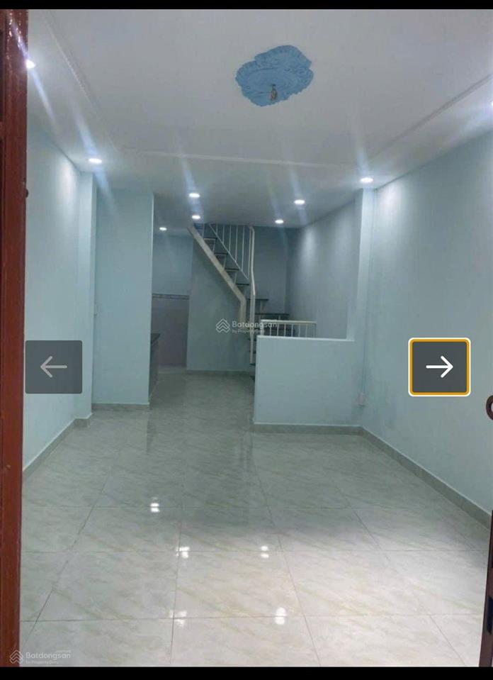 Ni sư huỳnh liên  phường 10, tân bình  khu dân cư đông đúc  giáp quận 10, rất tiện di chuyển.
