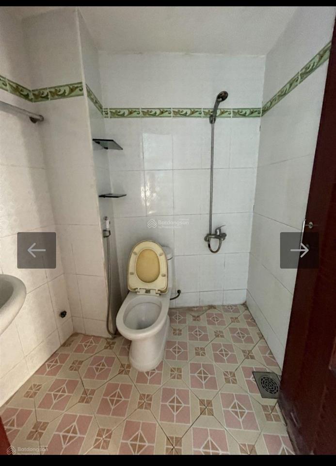 Lạc long quân phường 8, tân bình  4 tầng. giá chỉ 4.85 tỷ còn thương lượng