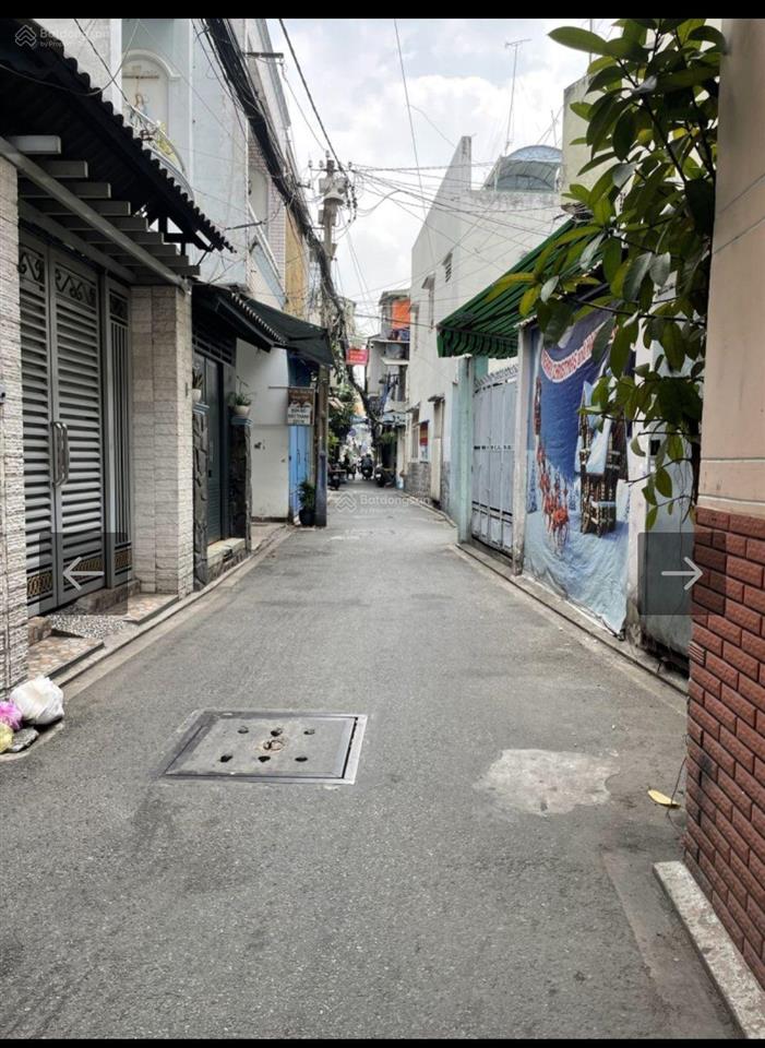 Nhà cũ đất thánh, tiện sửa chữa hoặc xây mới nhà kết cấu có sẵn chỉ vài thùng sơn là đẹp mê ly