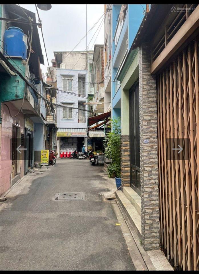 Nhà cũ đất thánh, tiện sửa chữa hoặc xây mới nhà kết cấu có sẵn chỉ vài thùng sơn là đẹp mê ly
