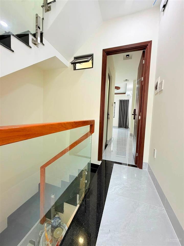 Nhà mới phan đăng lưu dọn vô ở liền 3 lầu
