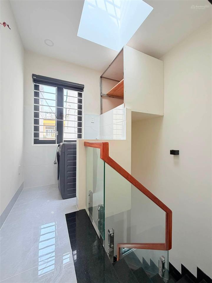 Nhà mới phan đăng lưu dọn vô ở liền 3 lầu