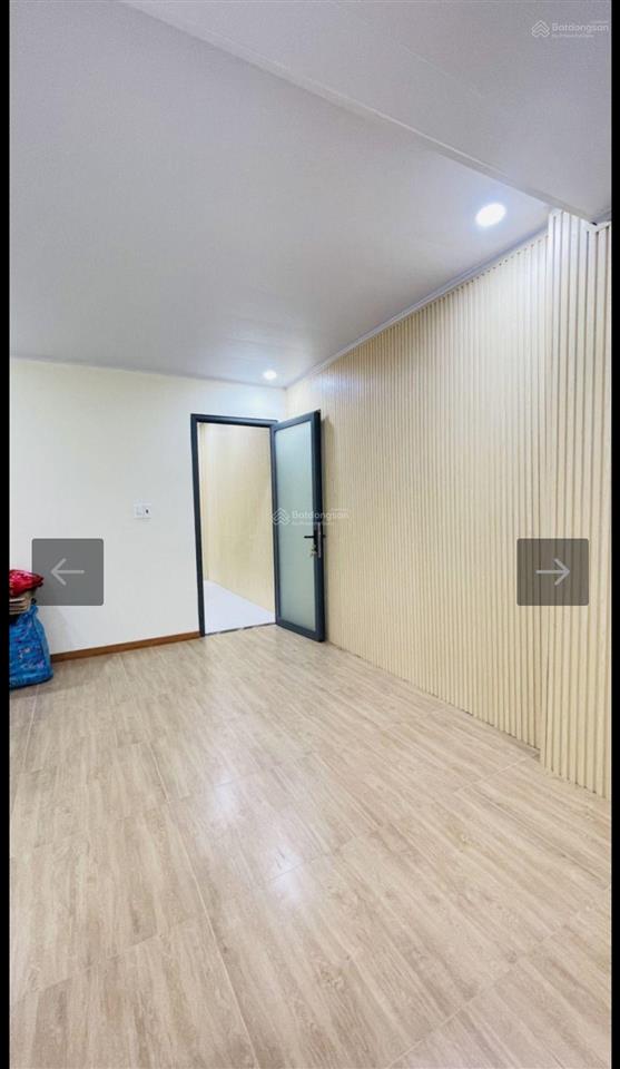 Nhà mới tinh 40m²  2 tầng 5.4 tỷ tặng nội thất cơ bản chỉ sau lưng 1 căn mặt tiền