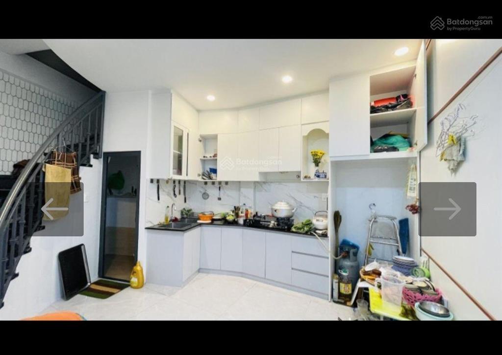 Nhà mới tinh 40m²  2 tầng 5.4 tỷ tặng nội thất cơ bản chỉ sau lưng 1 căn mặt tiền