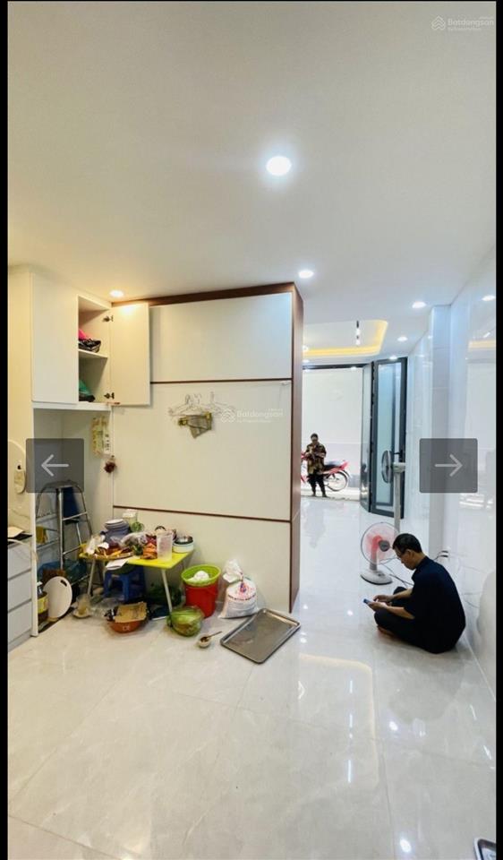 Nhà mới tinh 40m²  2 tầng 5.4 tỷ tặng nội thất cơ bản chỉ sau lưng 1 căn mặt tiền