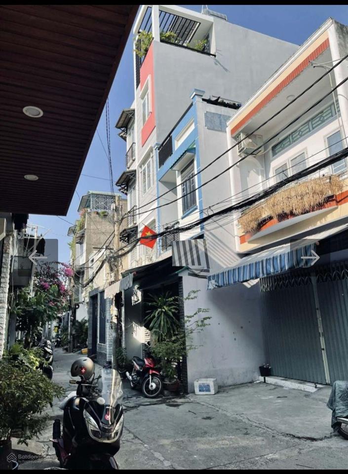 Chủ hạ 151tr, chào mới 3.799 tỷ tl sát xe hơi llq  3 tầng btct 3 x 10  dtsd 90m2 3p, 3wc,