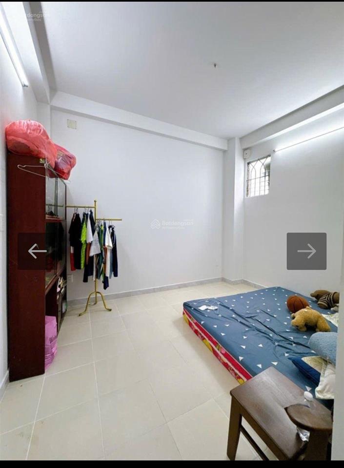 Hẻm 737 lạc long quân, nhà mới dọn vô ở liền, chỉ 7 tỷ 7 còn tl..