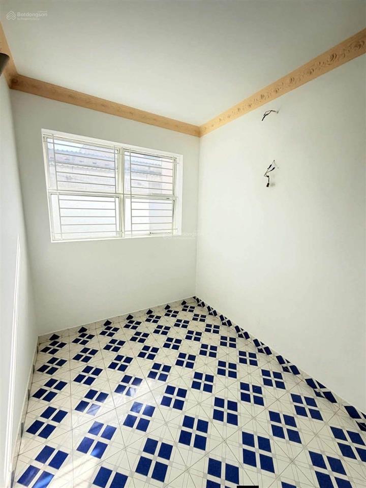 Nhà trống trần văn quang dọn vô ở liền