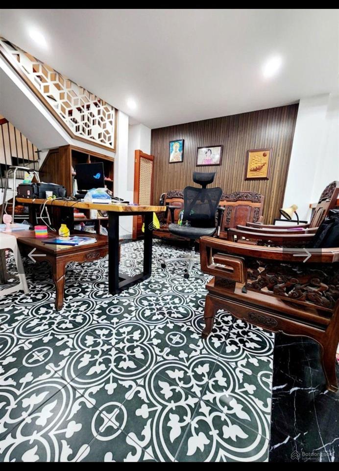 Hiếm nhà đẹp ngay cư xá lữ gia & nhà thi đấu phú thọ  diện tích 50m2  5 tầng  chủ tặng toàn bộ
