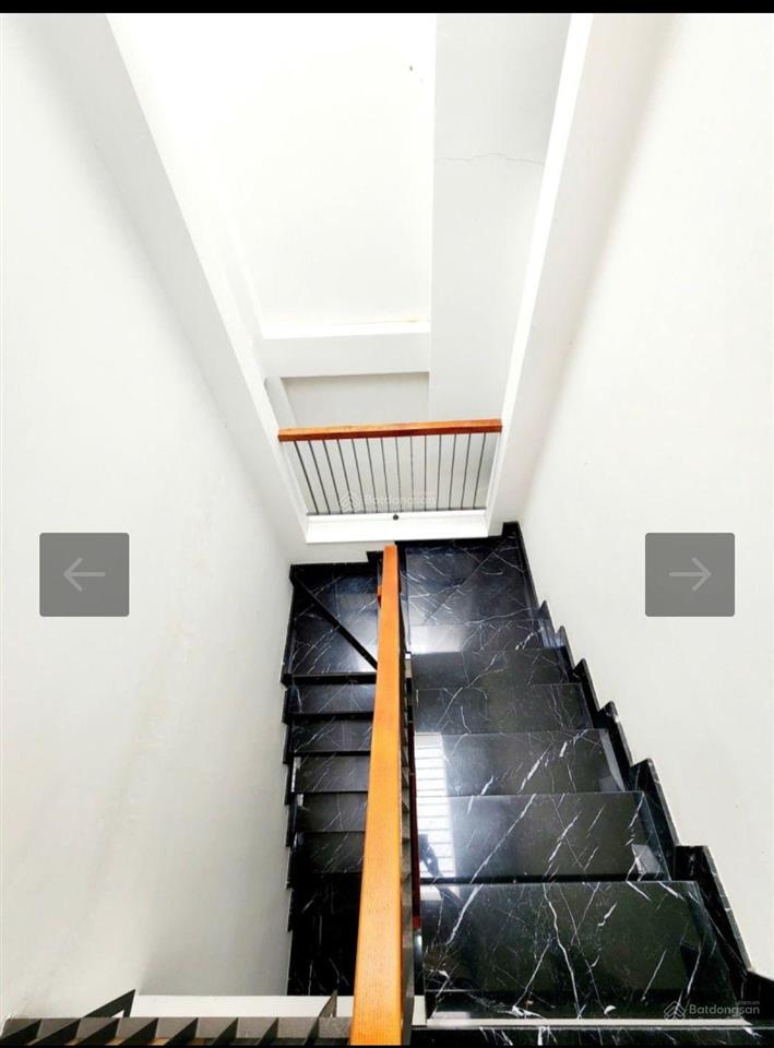 Hiếm nhà đẹp ngay cư xá lữ gia & nhà thi đấu phú thọ  diện tích 50m2  5 tầng  chủ tặng toàn bộ