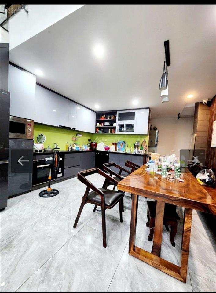 Hiếm nhà đẹp ngay cư xá lữ gia & nhà thi đấu phú thọ  diện tích 50m2  5 tầng  chủ tặng toàn bộ