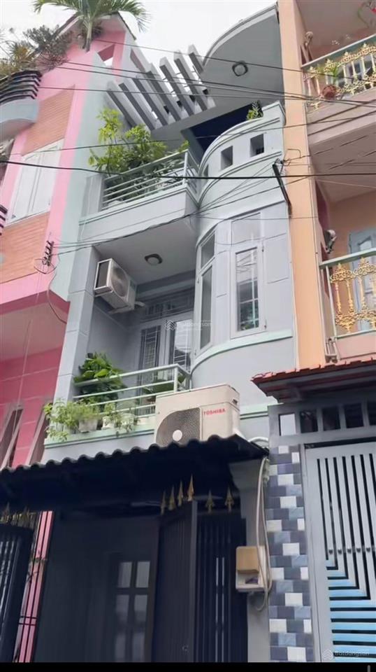 Giảm 200 triệu giá mới 7.6 tỷ nhà đã sơn lại mới sạch đẹp ở ngay. công năng đầy đủ