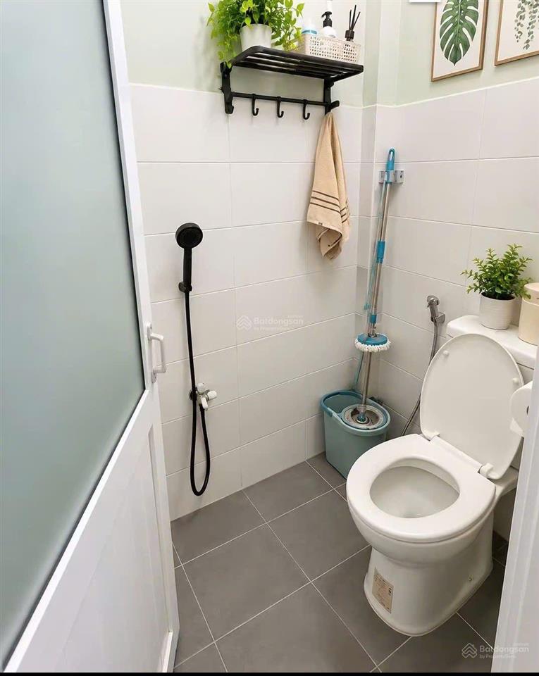 Quận 11  hẻm 2 xe hơi tránh nhau  lạc long quân  30m2