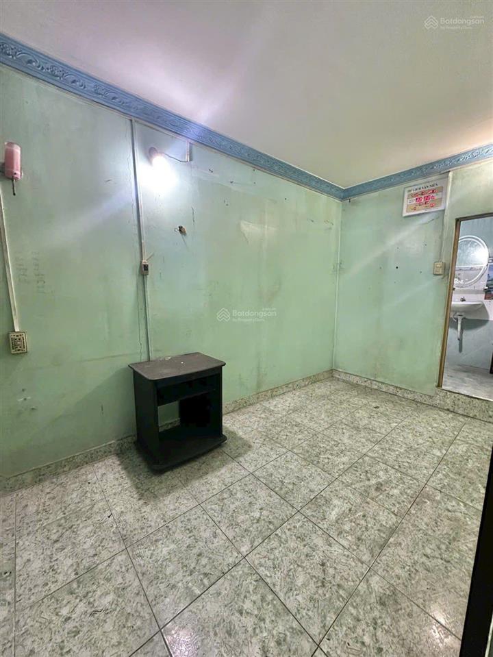 Nhà cũ tiệm sửa chữa hoặc xây dựng mới hẻm xe hơi vi vu tân bình 4 tỷ 5