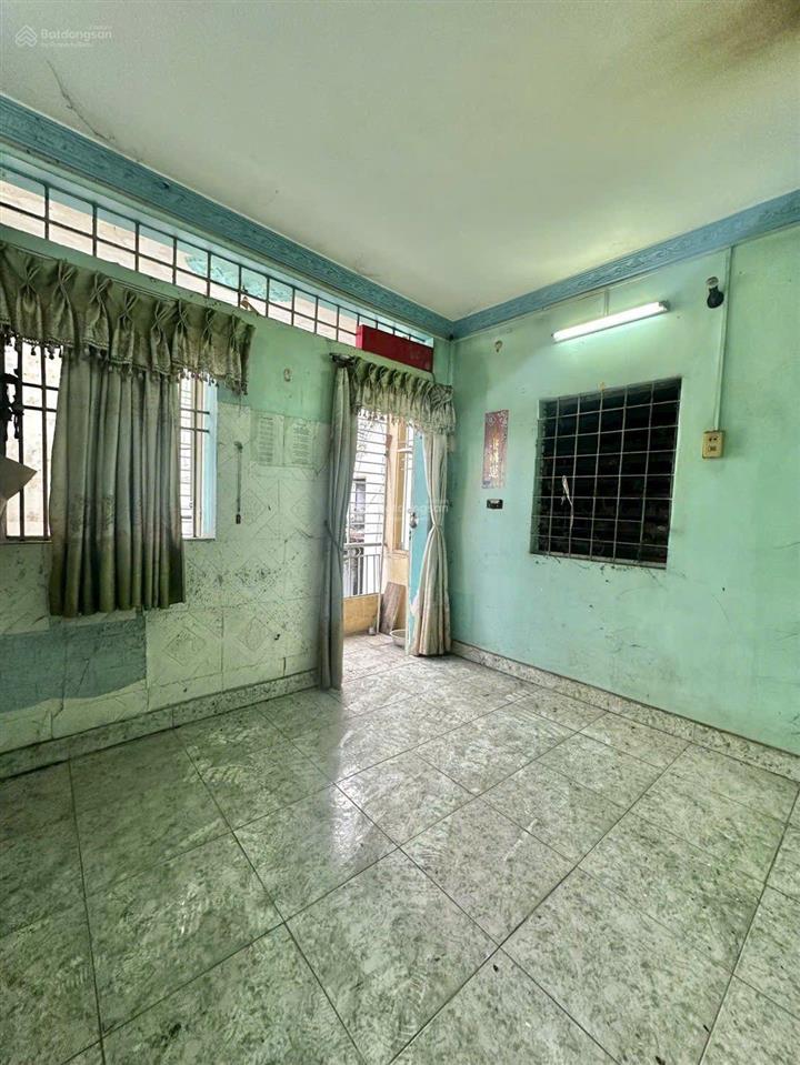 Nhà cũ tiệm sửa chữa hoặc xây dựng mới hẻm xe hơi vi vu tân bình 4 tỷ 5