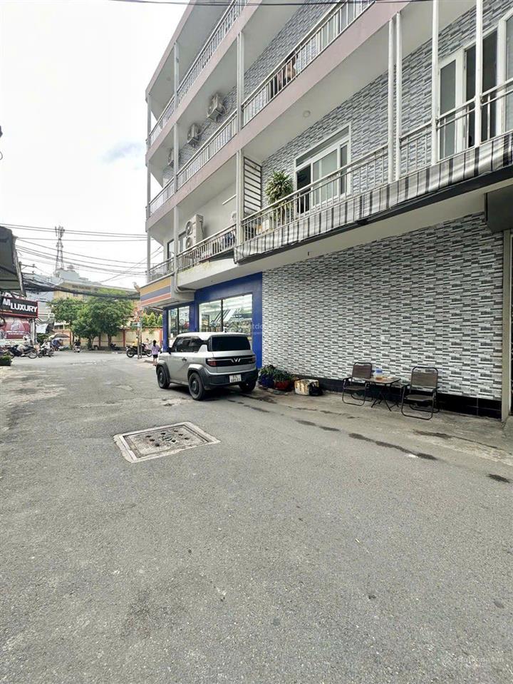 Nhà cũ tiệm sửa chữa hoặc xây dựng mới hẻm xe hơi vi vu tân bình 4 tỷ 5