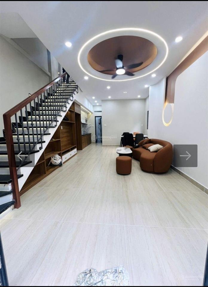 Chủ nhà gấp bán giảm 200 triệu giá mới 6.18 tỷ  bớt lộc!