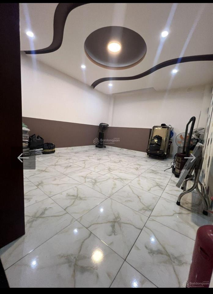 Chỉ hơn 7 đồng  nhà 5 tấm đúc khu vip cx phú thọ, lạc long quân