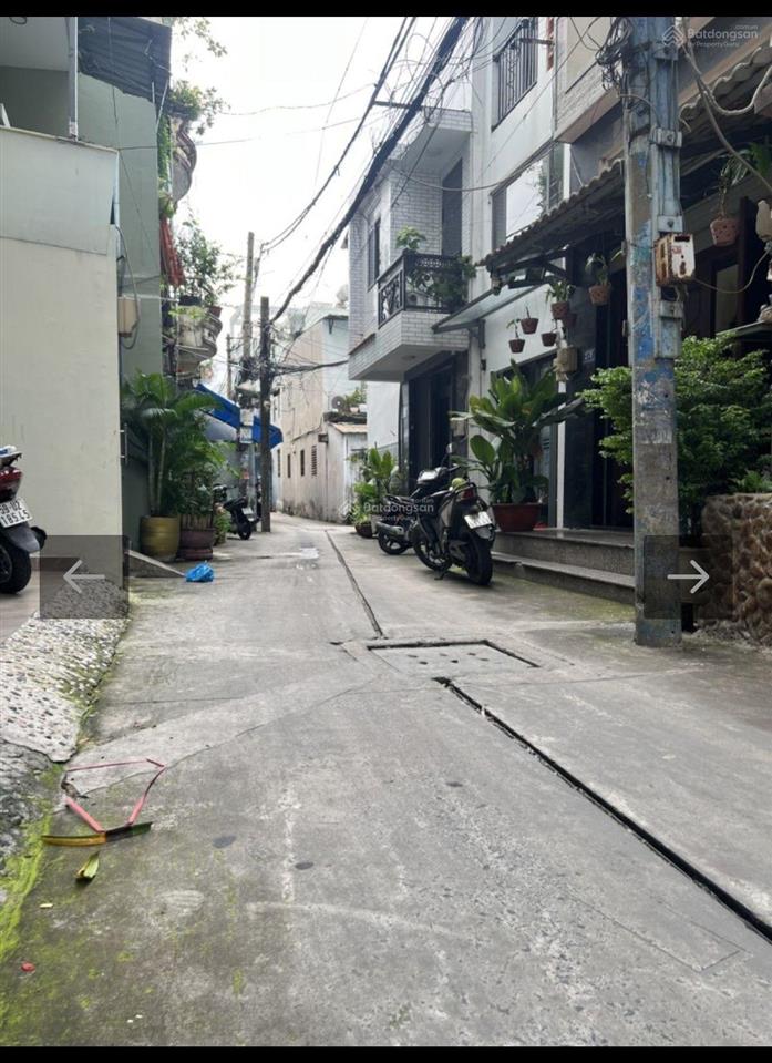 Chỉ hơn 7 đồng  nhà 5 tấm đúc khu vip cx phú thọ, lạc long quân
