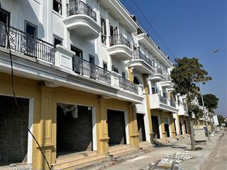 Lô shophouse ko vướng lỗi. vị trí vào chung cư nhà ở xã hội giai đoạn 2