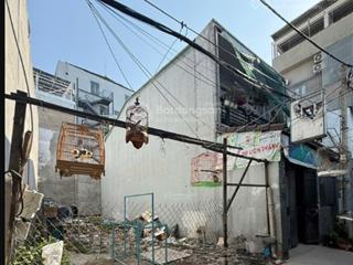 Bán lô đất còn sót lại ngay chợ phú thuận, hùynh tán phát, q7. giá chỉ 5 tỷ nhỉnh