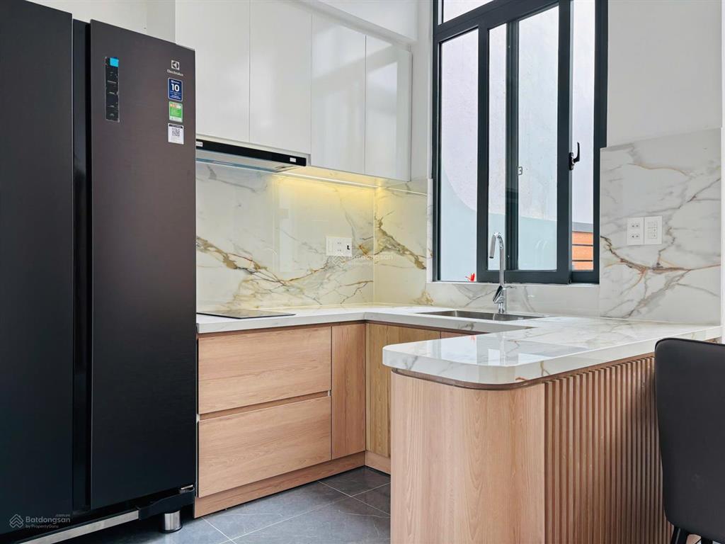 Bán nhà đổ mê 2.5 tầng, đường kiệt ô tô rộng, đường nguyễn lương bằng