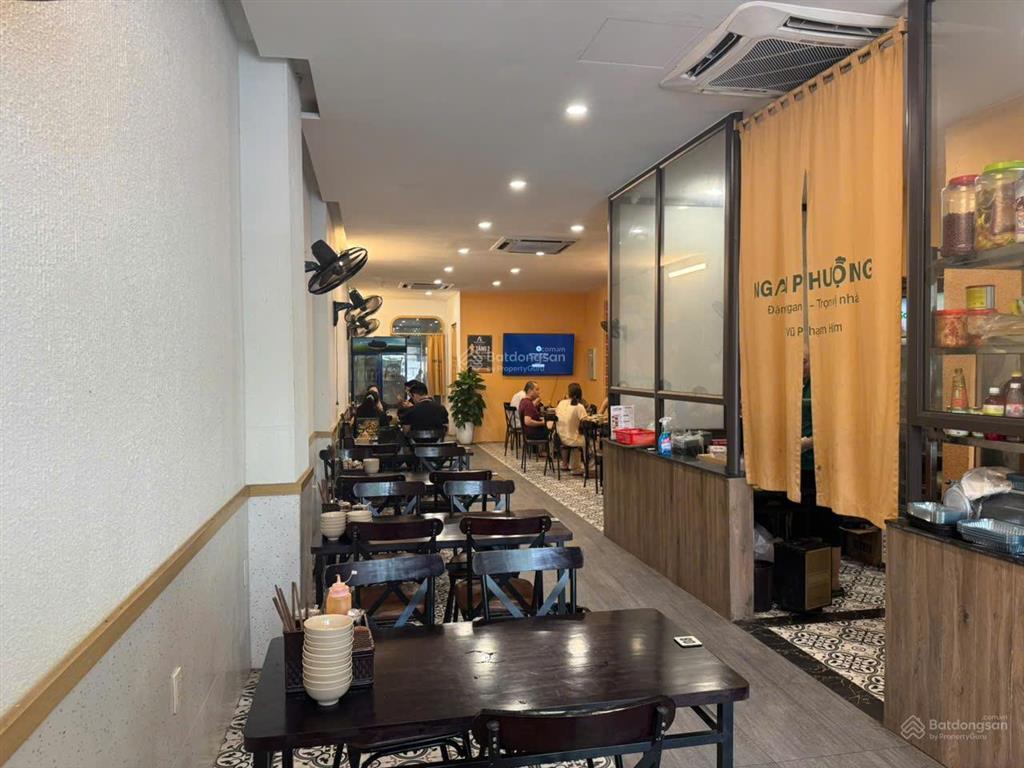 Sang nhượng nhà hàng phố vũ phạm hàm  cầu giấy