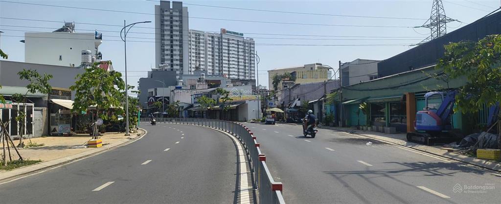 Bán căn nhà 2 mặt tiền đường hàng dương mới làm đường rộng 26m, 14 tỷ, 80m2, sổ hồng đầy đủ