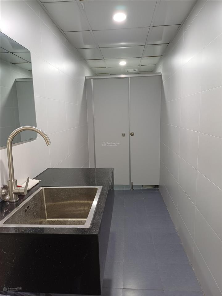 Cho thuê văn phòng tại số 8 phố tràng thi, phường hoàn kiếm