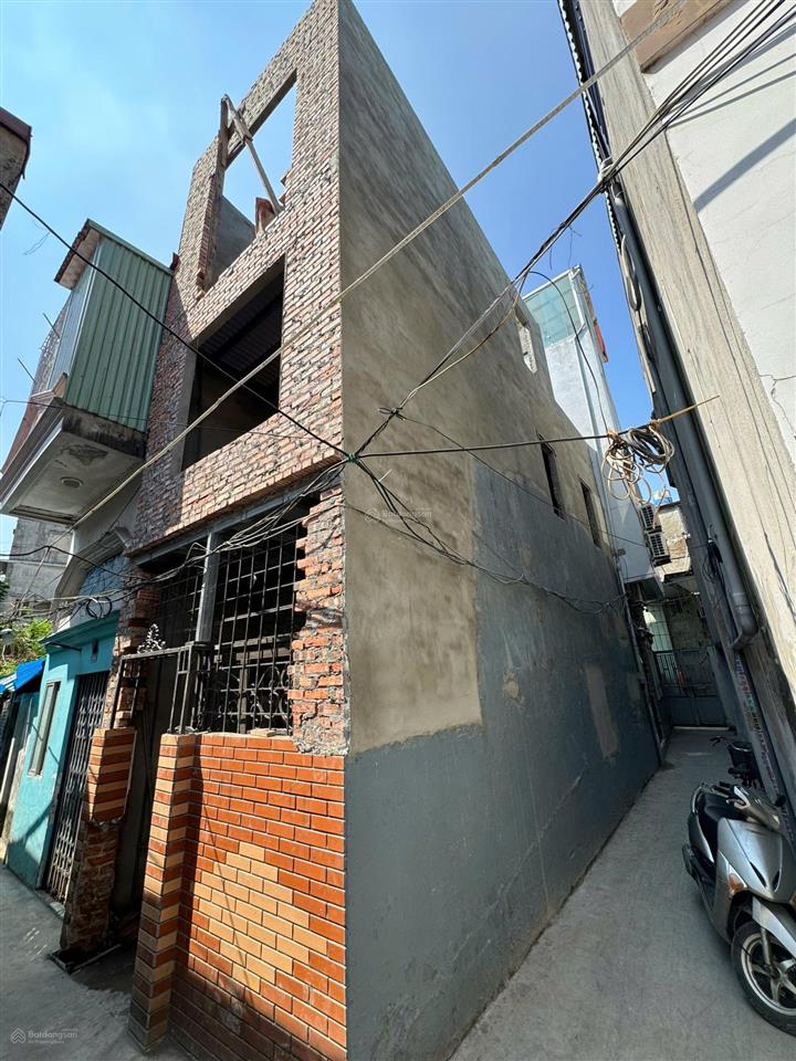 Chưa đến 2,5 tỷ sở hữu nhà lô góc 3 tầng xây mới ngay đình đông!
