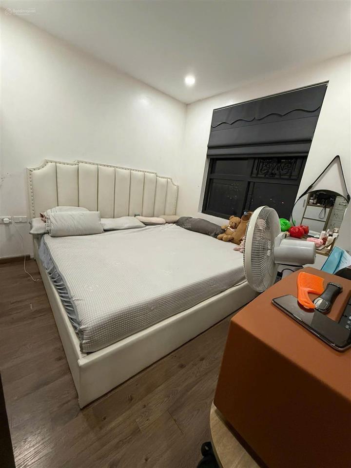 Gđ bán rẻ căn view hồ 2 phòng ngủ hateco xuân phương, sẵn sổ đỏ, giao dịch sớm, đồ đẹp, sẵn ở