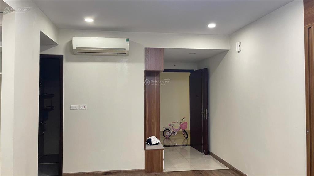 Em cần nhượng căn 2pn full đồ hateco xuân phương chỉ 9 triệu không qua tg