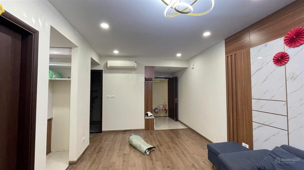 Em cần nhượng căn 2pn full đồ hateco xuân phương chỉ 9 triệu không qua tg