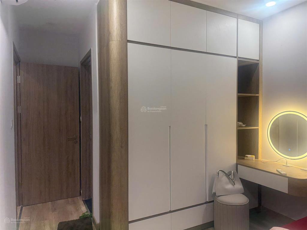 Chỉ 5,5 tỷ mua ngay căn hoa hậu 2pn + 1 diện tích 83m2, sẵn sổ đỏ công chứng luôn, nhà mới keng