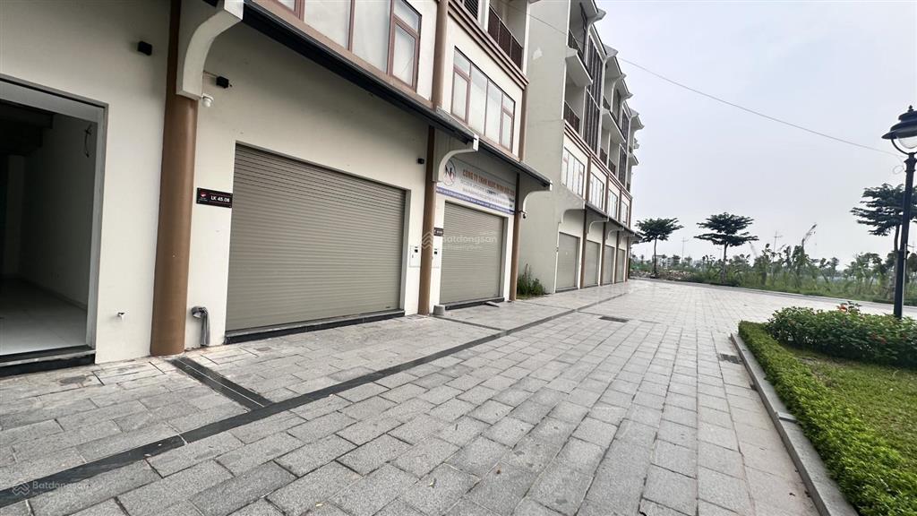Cho thuê tầng 12 lk hinode, 12tr 1 tháng