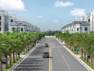 Bán nhà phố tại vinhomes hậu nghĩa mặt tiền đường 3/2 rộng 50m giá 6,2 tỷ