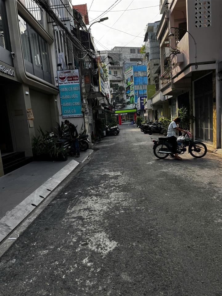 Bán nhà hẻm xe hơi đường đặng văn ngữ,phú nhuận ,tp hcm, dt 3,15*16m, giá 8,5tỷ