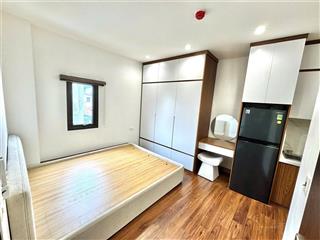 Bán CHDV 50m2 x 7 tầng cách Hồ Tây 250m