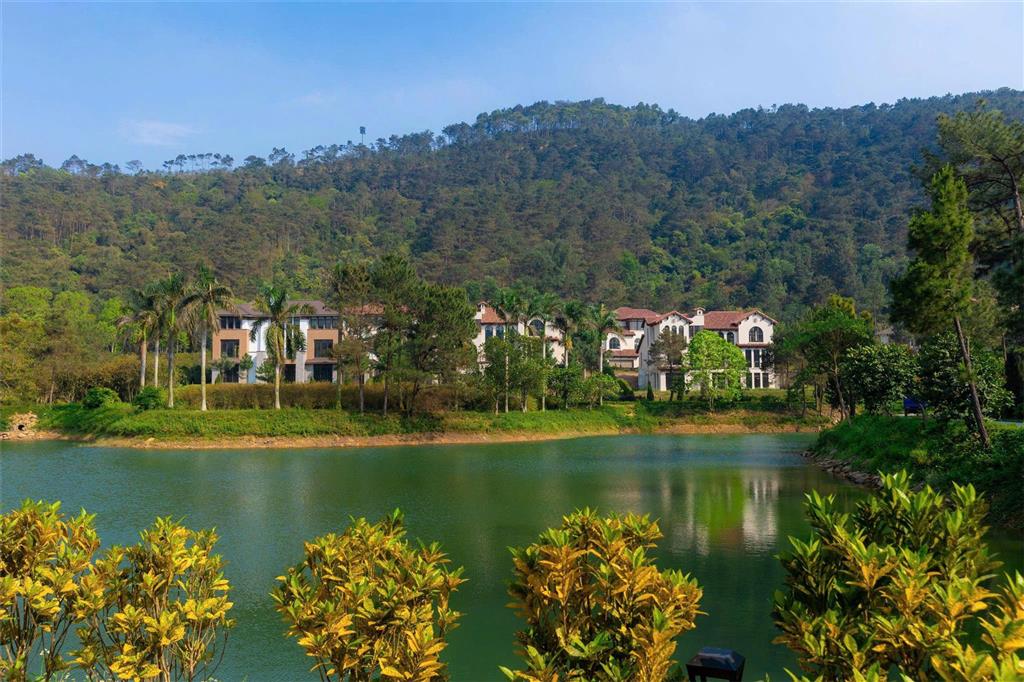 Bán căn biệt thự view hồ rẻ nhất thị trường, hàng độc quyền trực tiếp CDT cách Hà Nội 30p