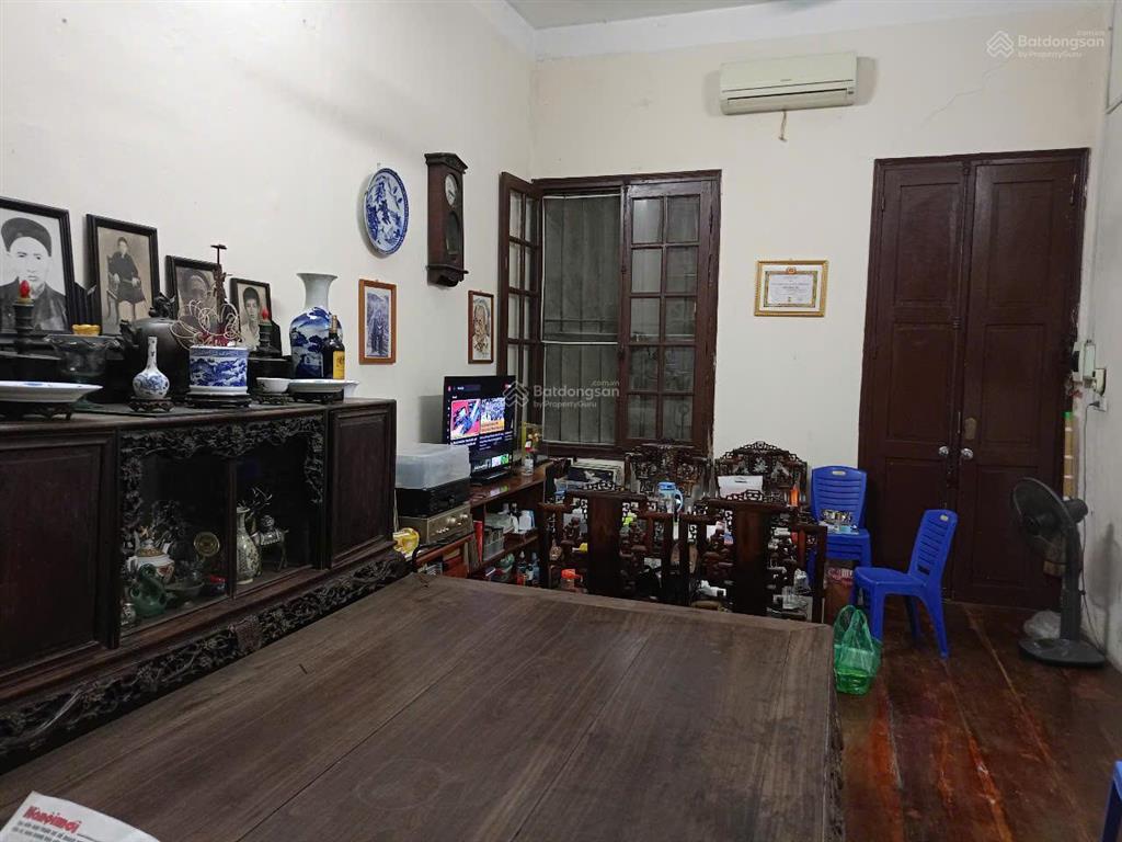 Vị trí Vàng!Chính chủ nhà mặt phố Hàng Chiếu quận Hoàn Kiếm HN!Cơ hội đầu tư KD giữa lòng