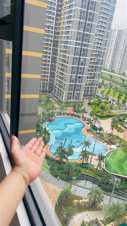 Bán căn 2pn+1 tòa bs12 view đẹp trực diện sông, quảng trường, xem bắn pháo hoa