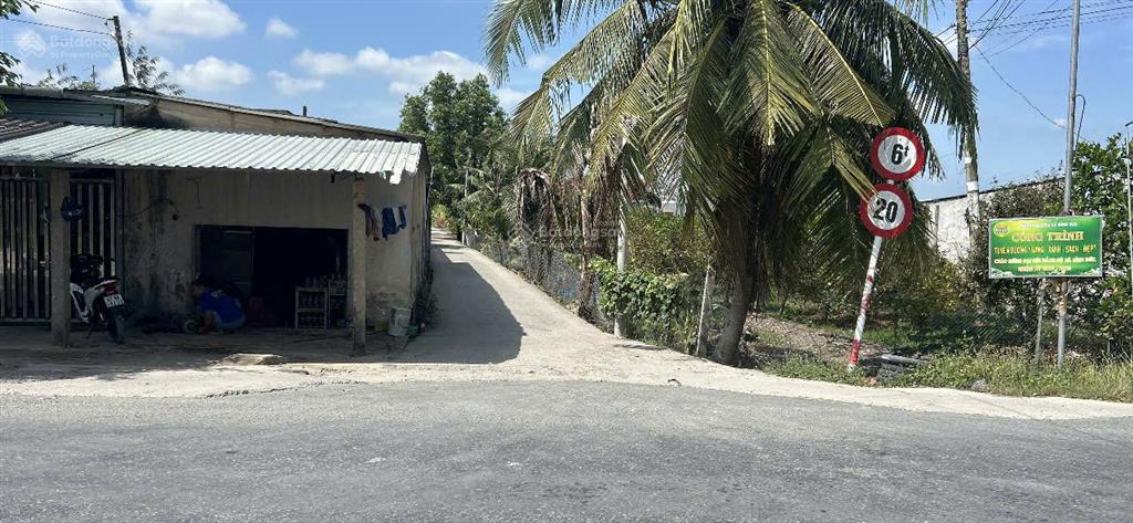 Chính chủ bán đất cln, đt 816, không vướng quy hoạch, gần vành đai 4, trục đương liên huyện
