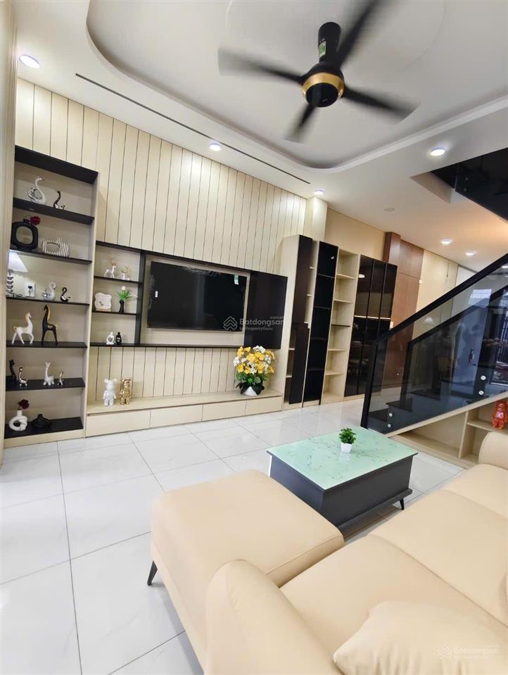 Nhà đẹp, giá mềm, xách vali vào ở ngay, chỉ 1 tỷ 980