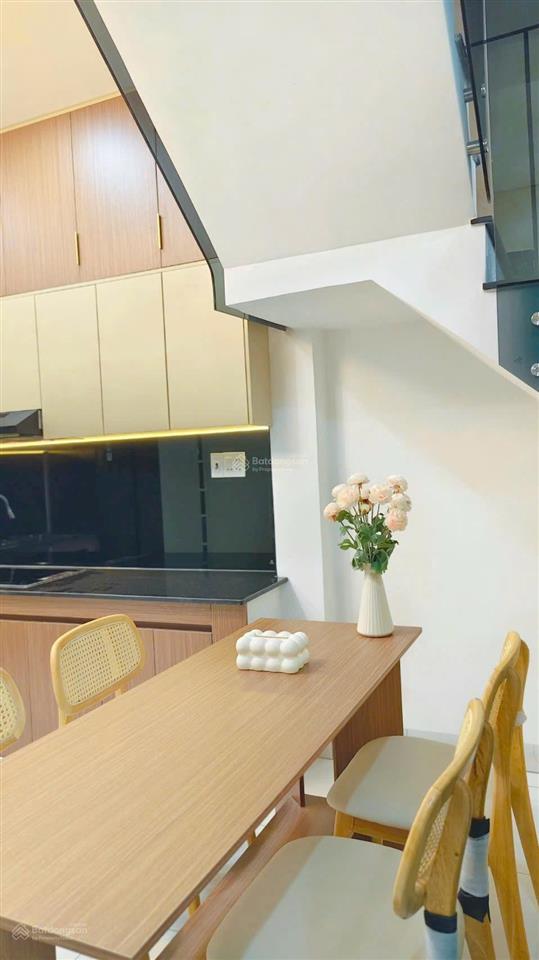 Nhà đẹp, giá mềm, xách vali vào ở ngay, chỉ 1 tỷ 980