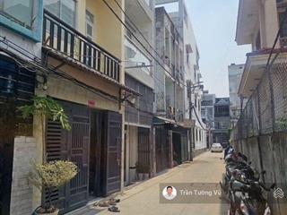 Bán nhà gần cầu phú xuân cách quận 7 200m đường dương cát lợi, nhà bè